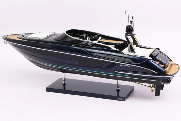 Riva Rivale 56′ ( Blue Sera) – Bild 3