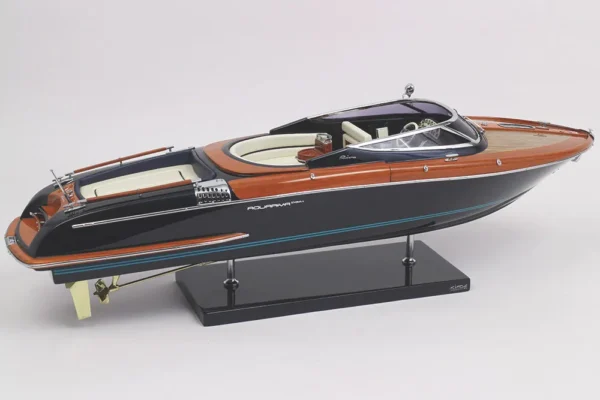 Riva Aquariva Super 56cm (Blue Serra) – Bild 4