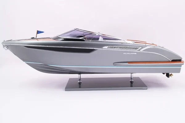 Riva Rivamare ("Grey Shark") – Bild 4