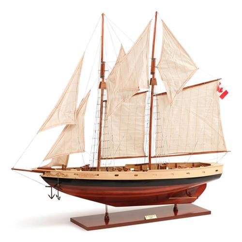 Bluenose II, lackiert