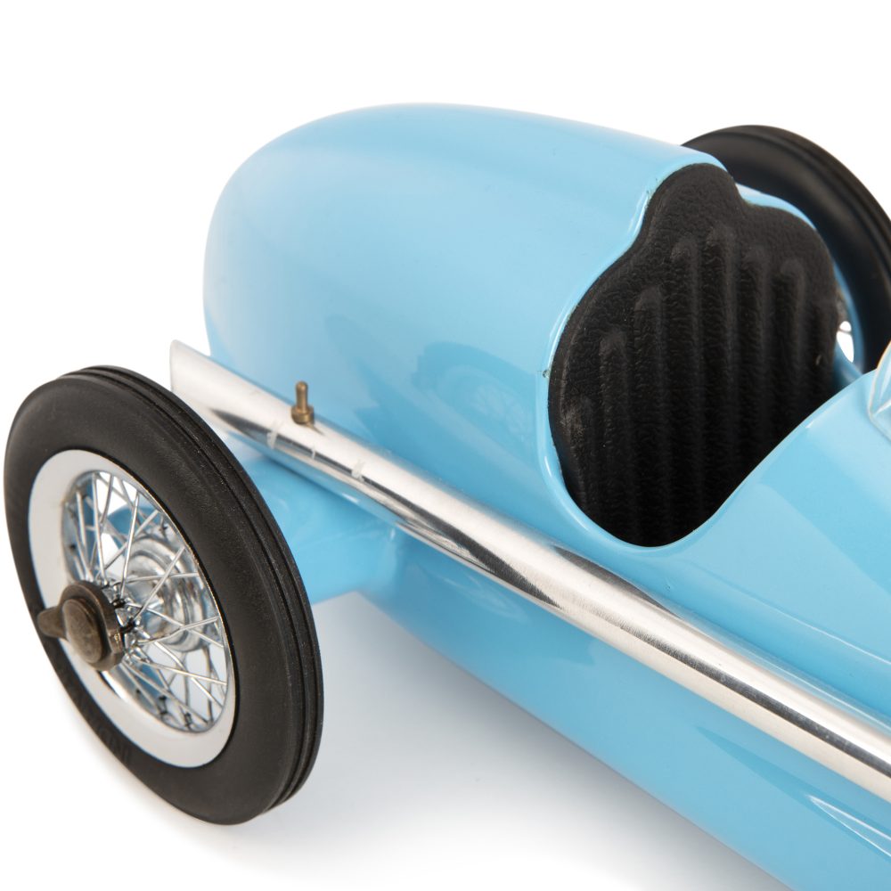 Blauer Rennwagen – Bild 6